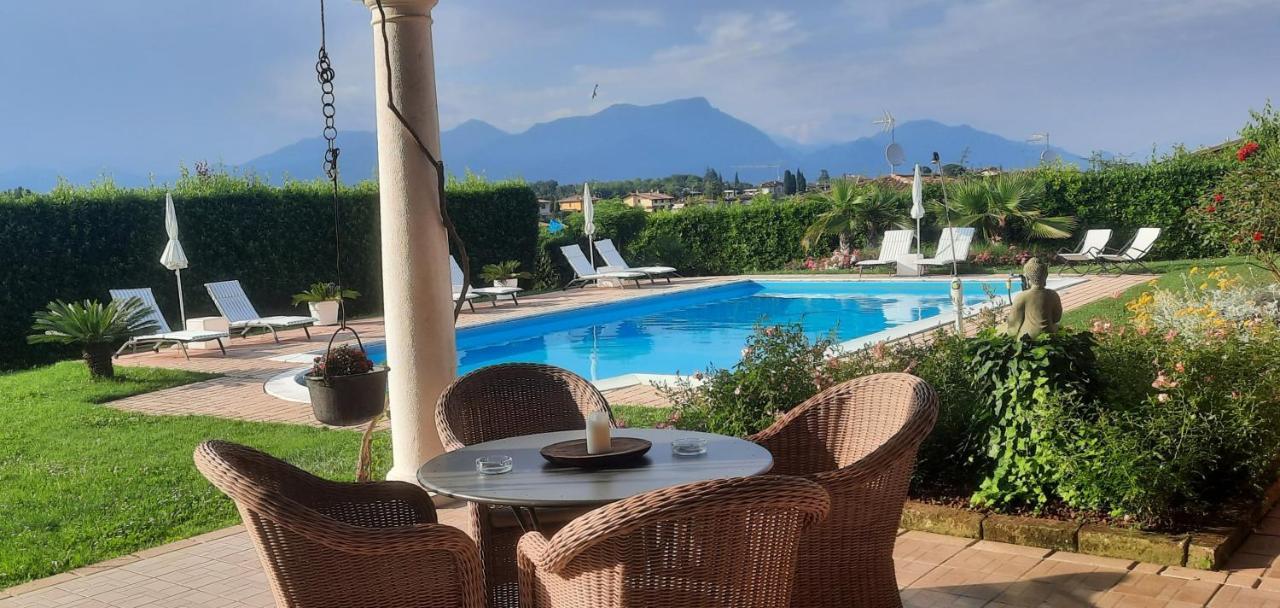B&B Villa Fiorini Moniga del Garda Екстериор снимка