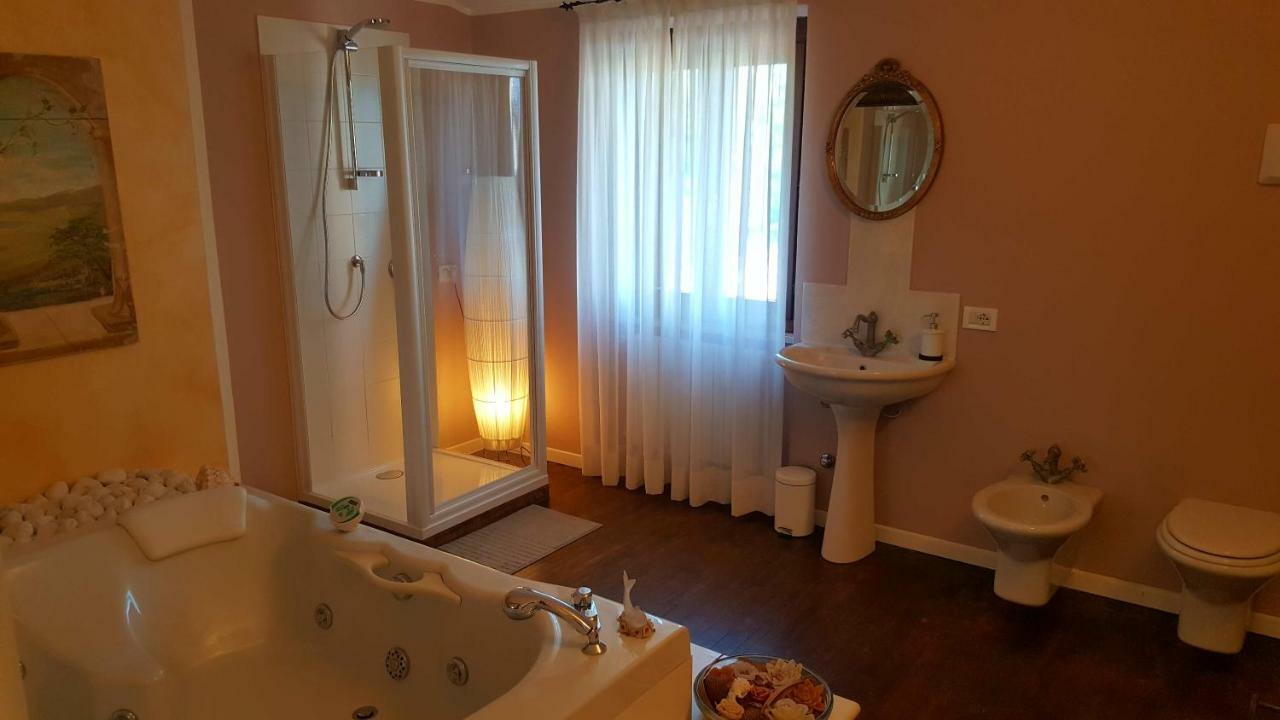 B&B Villa Fiorini Moniga del Garda Екстериор снимка