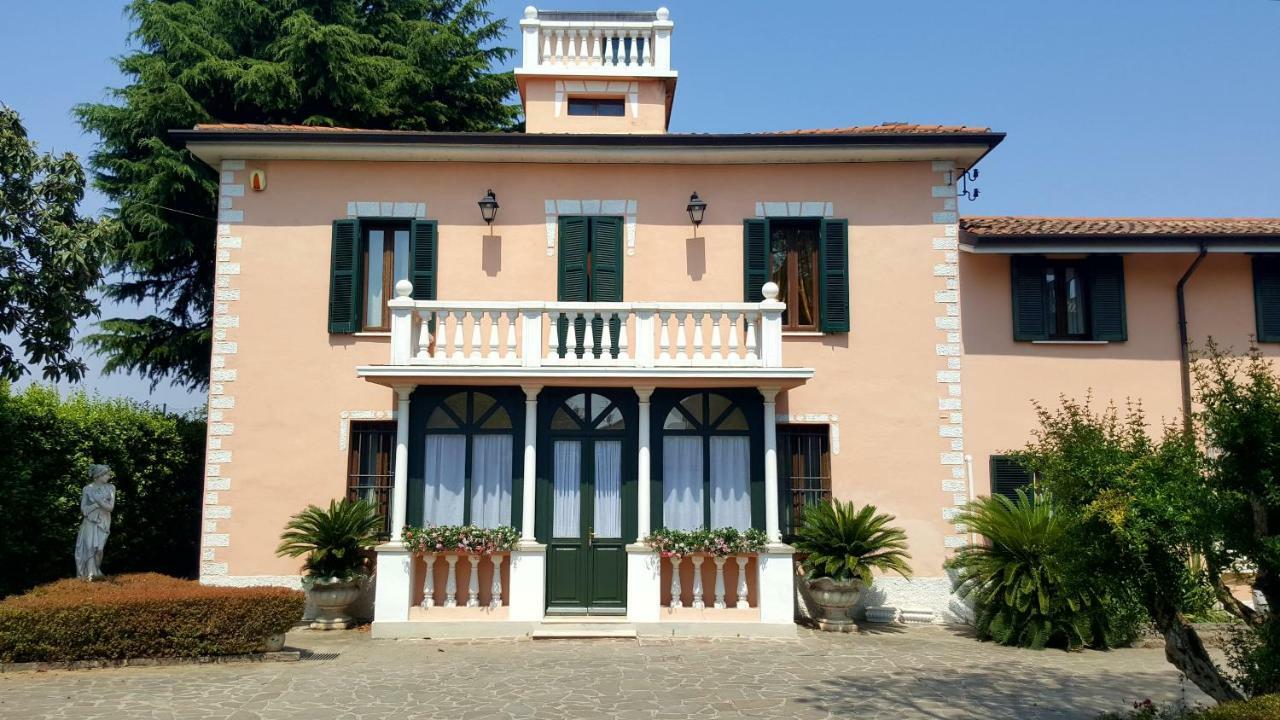 B&B Villa Fiorini Moniga del Garda Екстериор снимка