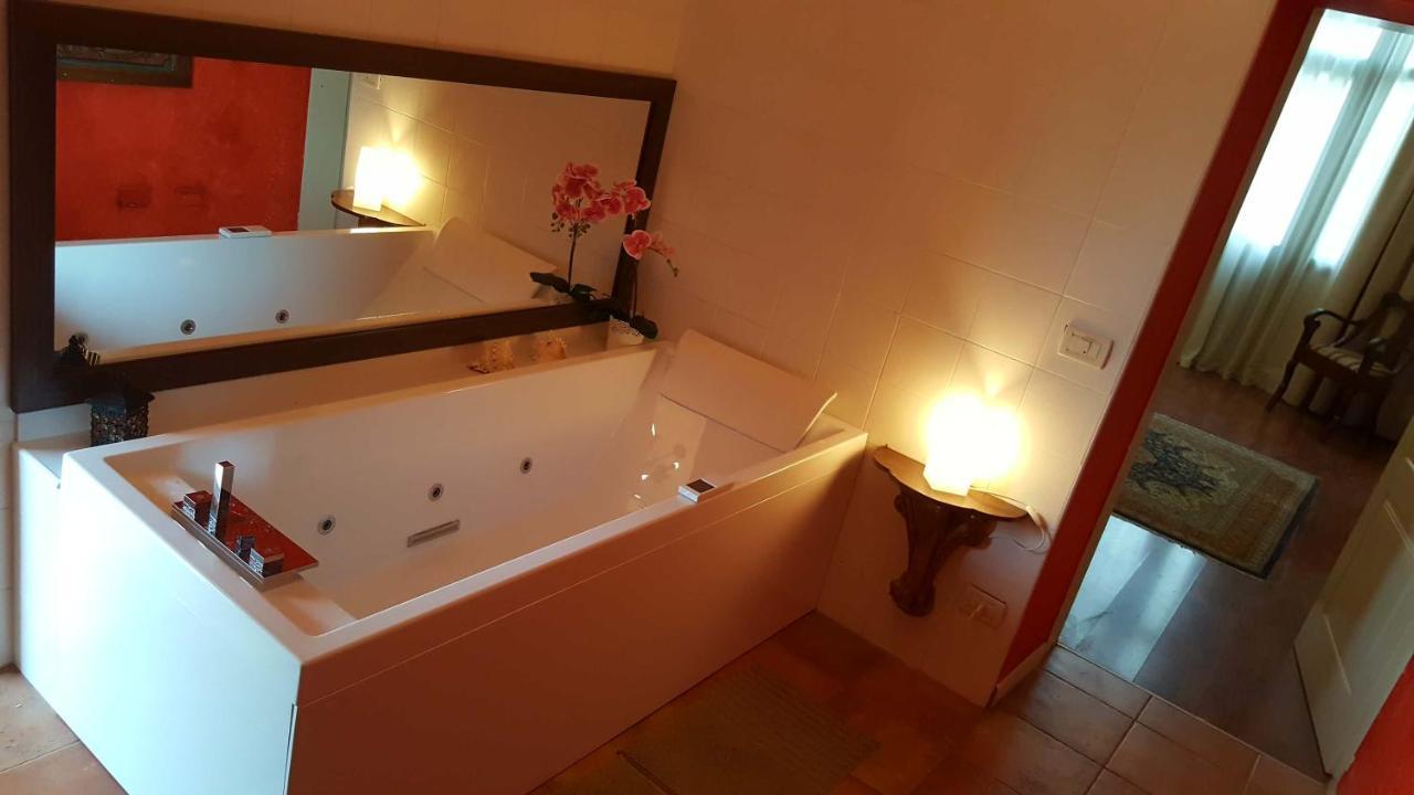 B&B Villa Fiorini Moniga del Garda Екстериор снимка